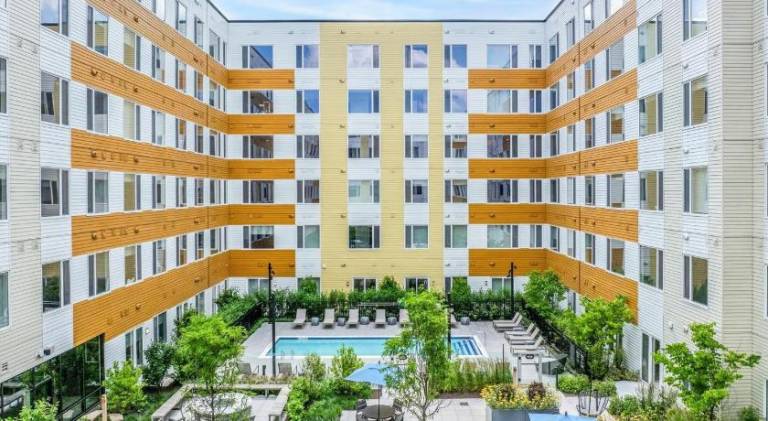 Rental apartment with pool — photo 4