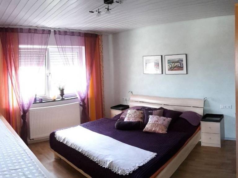 Apartment 'Städtle-Blick' with Shared Garden, Balcony and Wi-Fi — photo 4