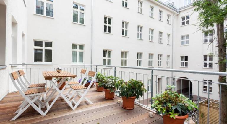 Lofty Torstr Apartments, 4 unique units from 1-3 bedrooms in Mitte, ideal for families & groups, fro — photo 4