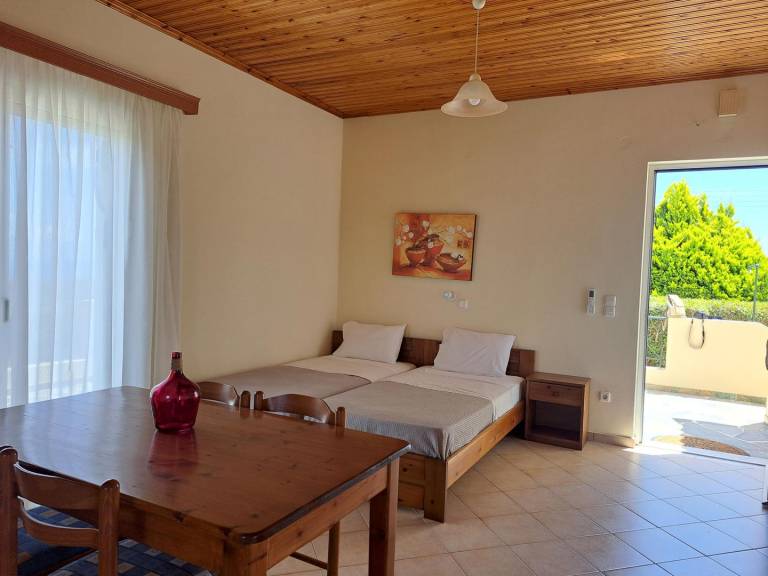 Romantic holiday house, beautiful located, close to the sea Messenia, Peloponnese — photo 5