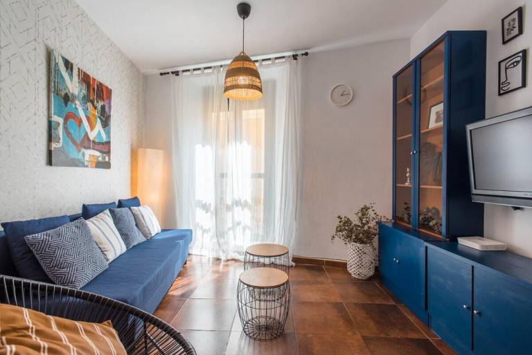 Child-friendly holiday apartment with patio | Close to Seville Cathedral | Good for workation | Pets are welcome — photo 2