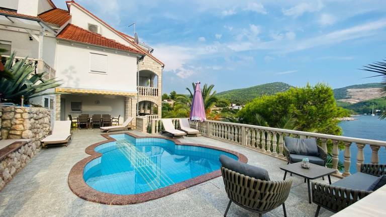 Ferienwohnung  Hvar