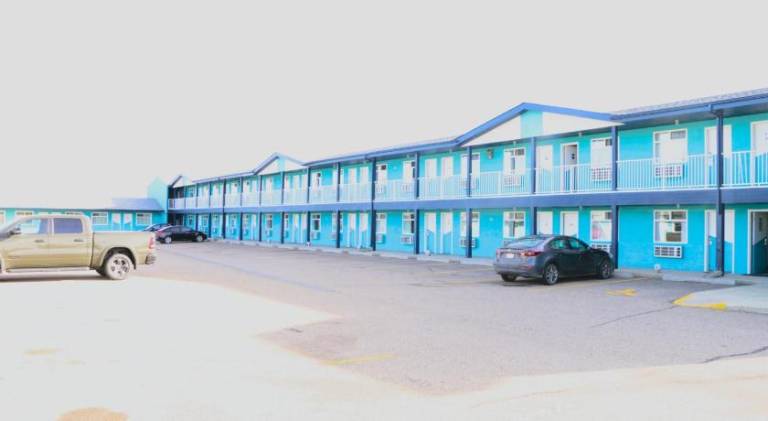 Empire Inn & Suites in Red Deer, AB