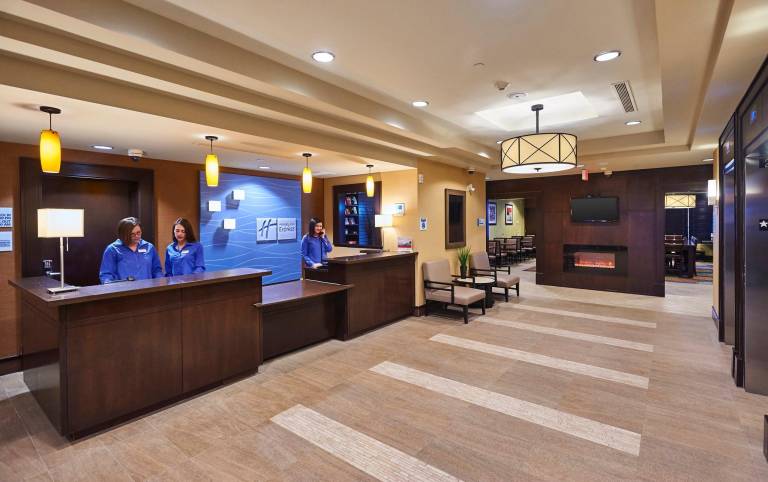 Holiday Inn Express & Suites Timmins by IHG — photo 2