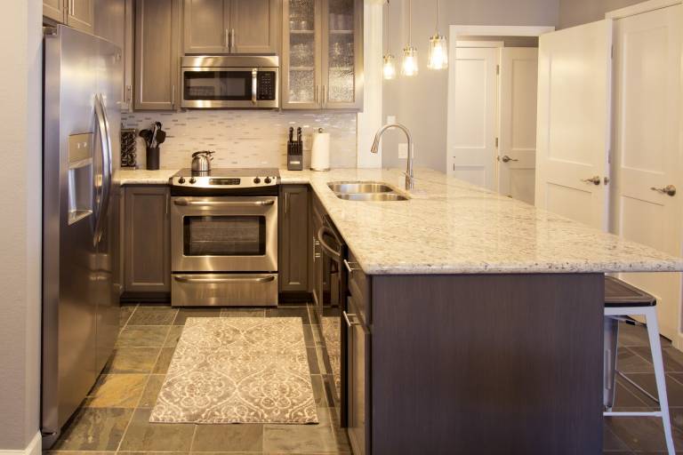 Child-friendly pleasant condo with private pool | Next to the ski | Dogs allowed — photo 2