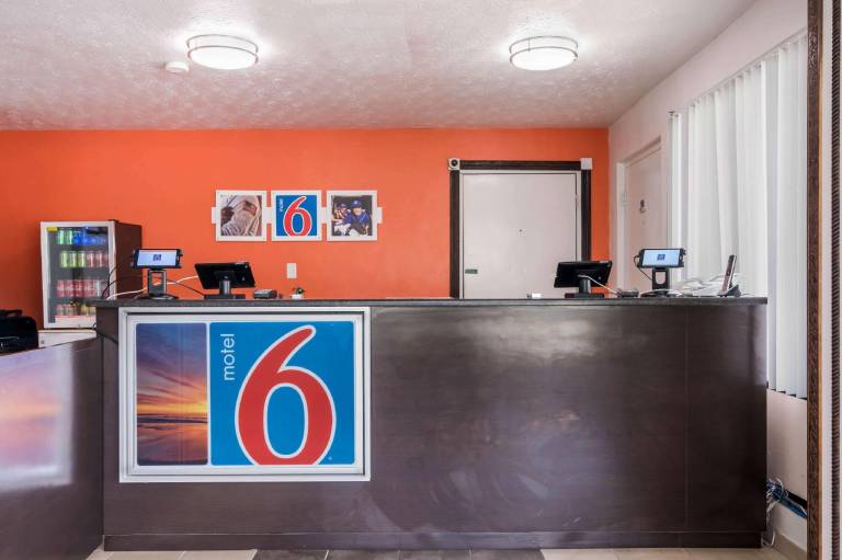 Motel 6 Attalla, AL — photo 5