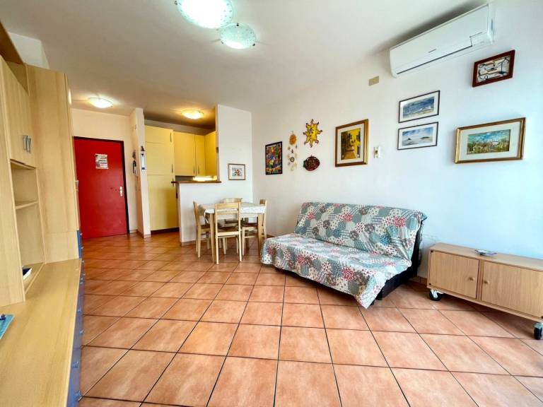 Rental apartment with pool | Water view — photo 3