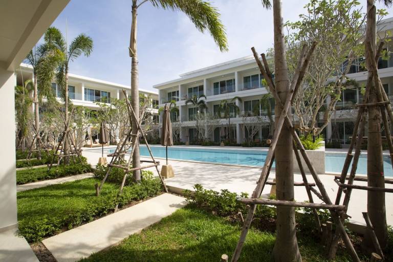 Resort  Kata Beach