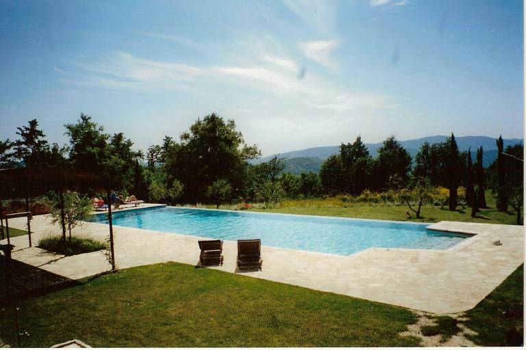 Vacation home with terrace, pool & garden | Good for workation in Umbertide