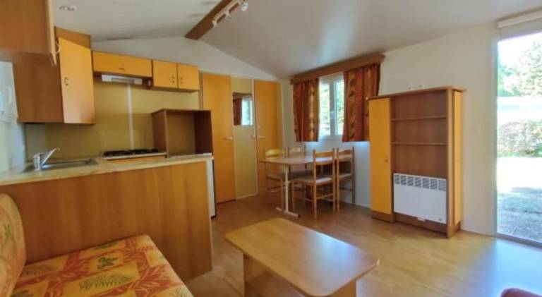LE CORNOUILLER mobil home 4 personnes CAMPING LE BEL AIR — photo 2