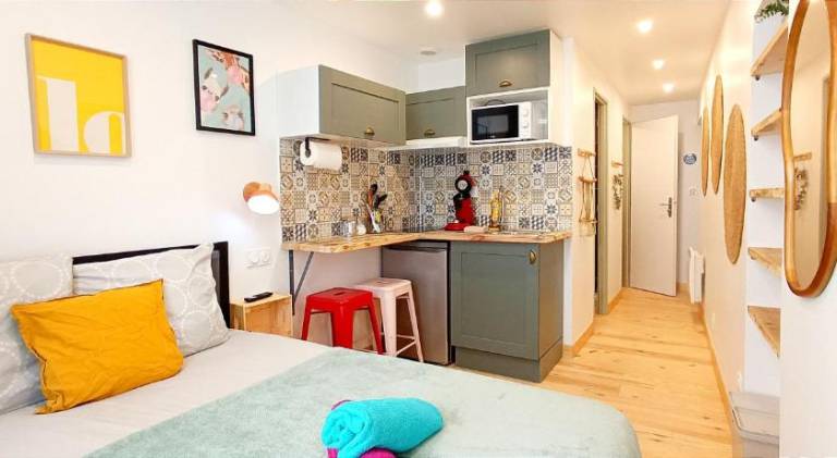Holiday apartment with terrace | Pet-friendly in Carcassonne