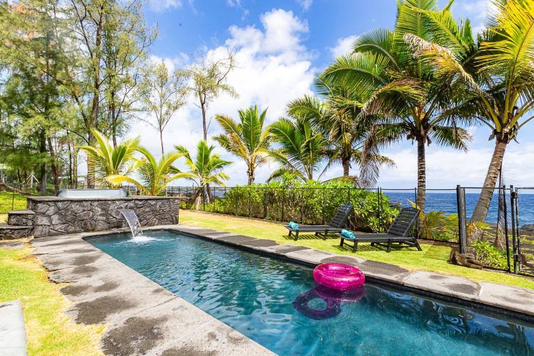 Hus  Hawaiian Paradise Park