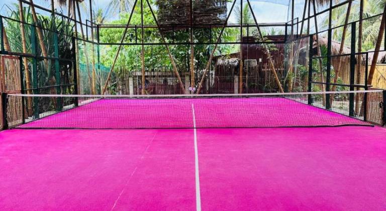 Padel and Palms Villas in General Luna