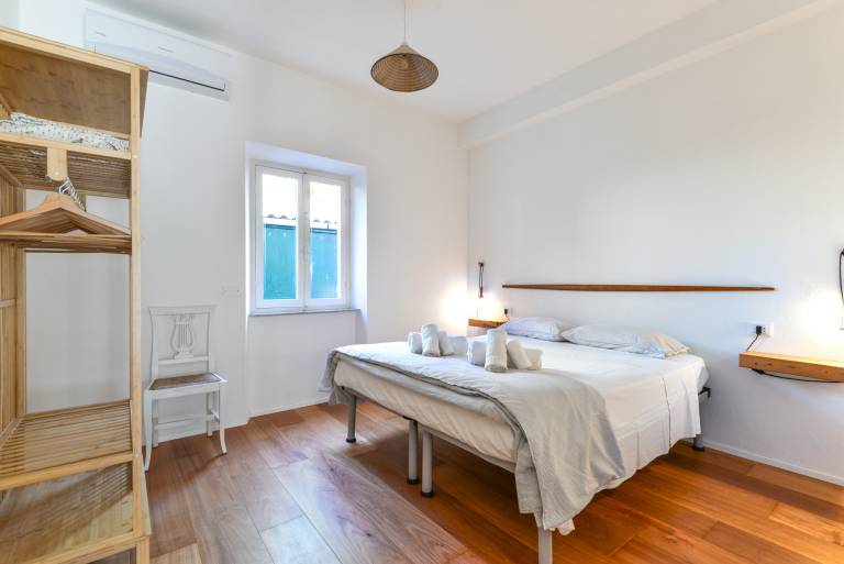 Holiday apartment with terrace & yard | Garden view in Campo nell'Elba