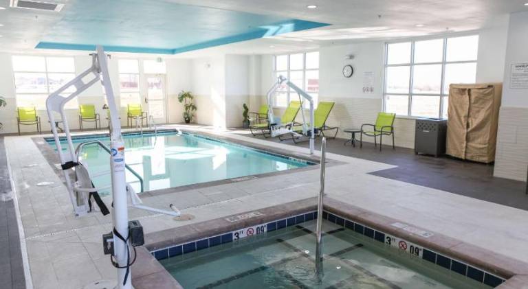 Hampton Inn and Suites Lafayette Medical Center — photo 3