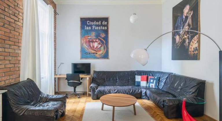 Stylish, Large & Bright Loft in City Center by NW — photo 5