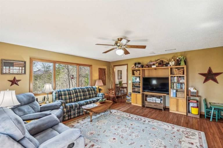 Vacation home with barbecue — photo 4