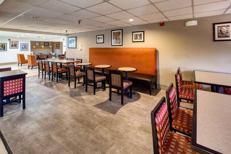 SureStay Plus by Best Western Durham Medical Center — photo 5