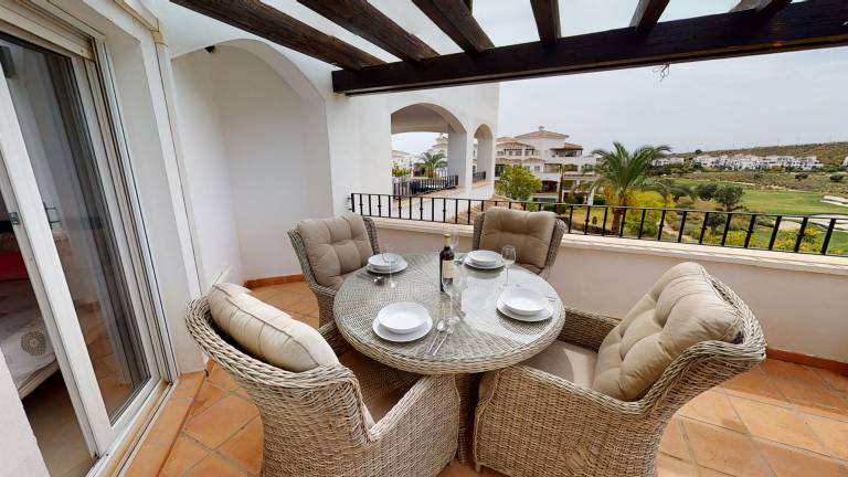 Holiday apartment with barbecue, patio & pool — photo 5