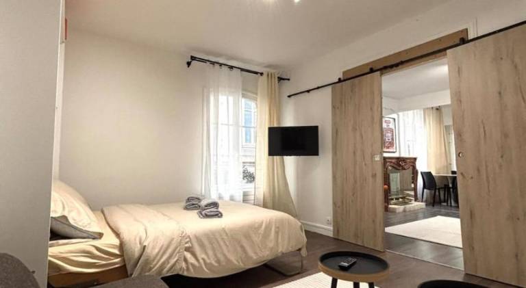 Charming rental apartment | Close to Champs-Élysées | Dogs allowed — photo 2
