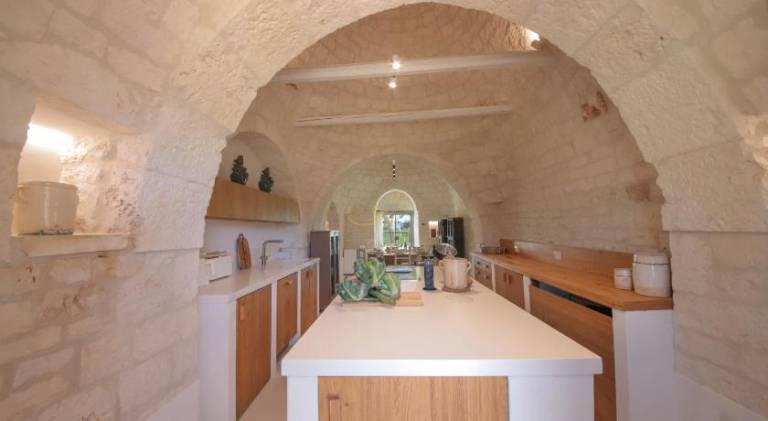 Villa with private pool & barbeque — photo 5
