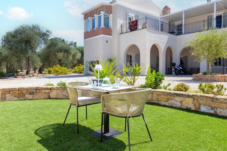 Villa 'Dimora Sella - Ginevra' with Shared Pool, Wi-Fi and Air Conditioning — photo 3