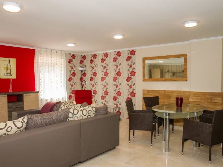 House Balatonmáriafürdő