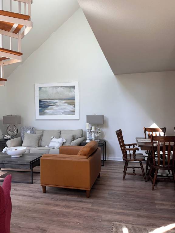 Condo Brewster