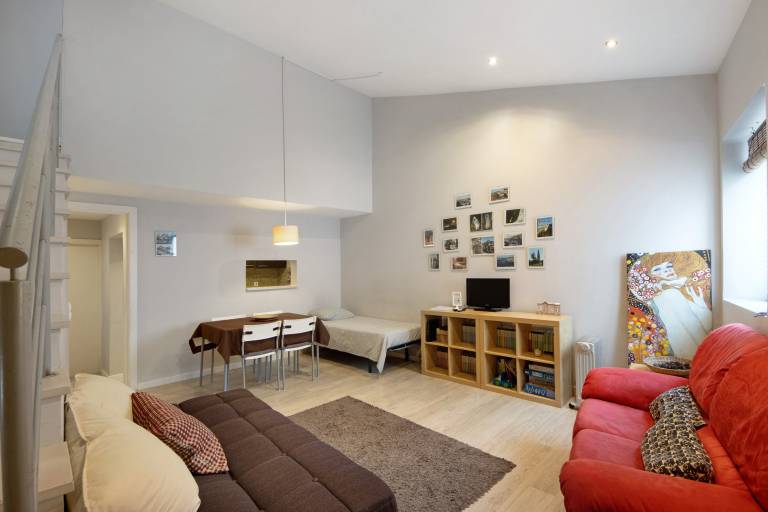 Family-friendly charming holiday apartment with fast internet | City view | Pet-friendly — photo 2