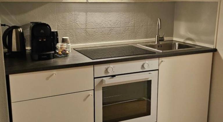 Apartment with 1 room for 5 persons — photo 2