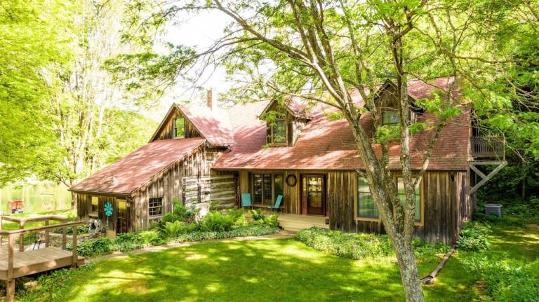Cabin  New Albin