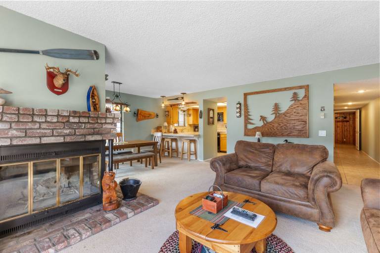 June Lake, CA from 136 Hometogo