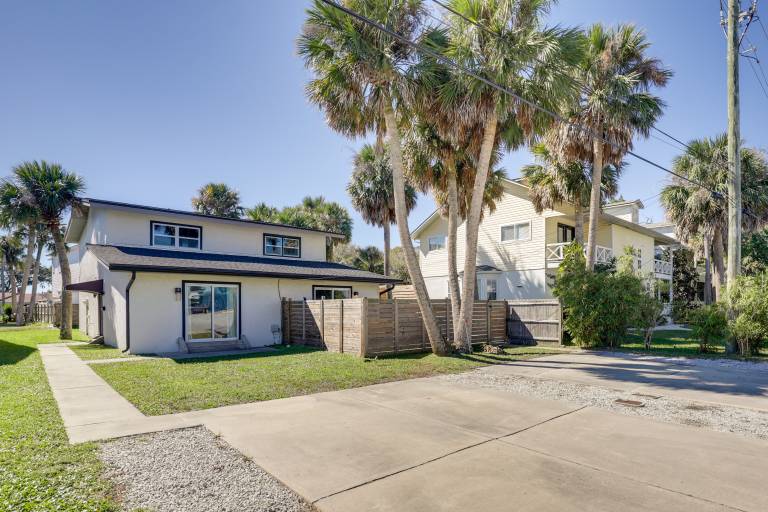Stylish & Walkable! Pet-Friendly St Augustine Gem! — photo 3