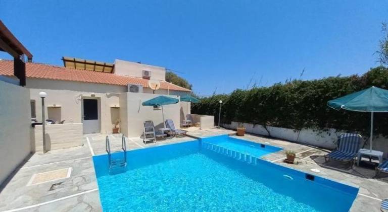 Villa with pool | Next to the beach | Pet-friendly in Platanias