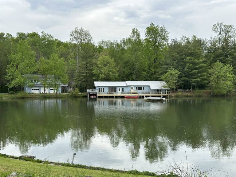 Cabin Albany