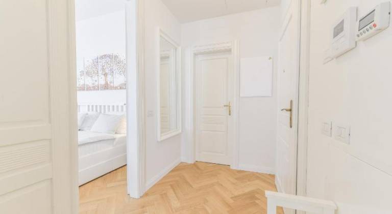 Brand New Apartment next to Old Town Square — photo 4
