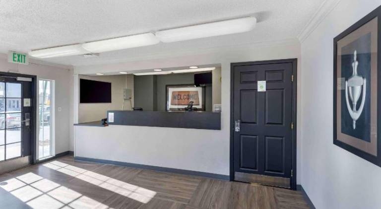 Extended Stay America Select Suites - Denver - Cherry Creek — photo 4