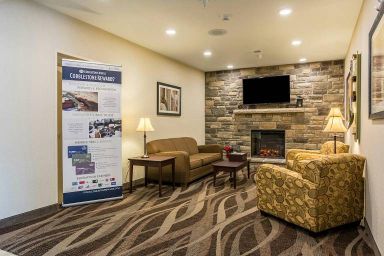 Cobblestone Hotel & Suites - Erie — photo 5