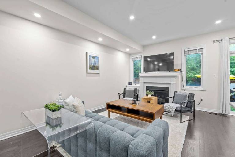 House Etobicoke