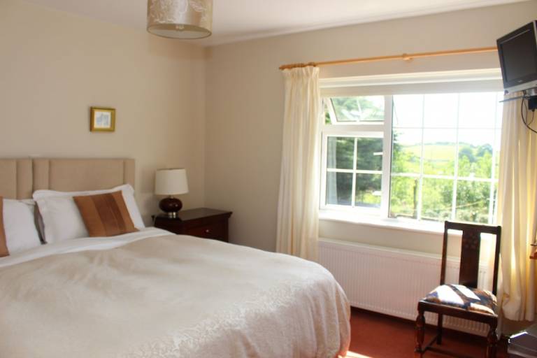 Bed and breakfast  Carrownalurgan