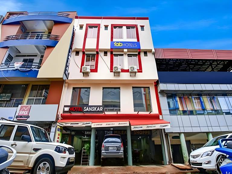 FabHotel Sanskar