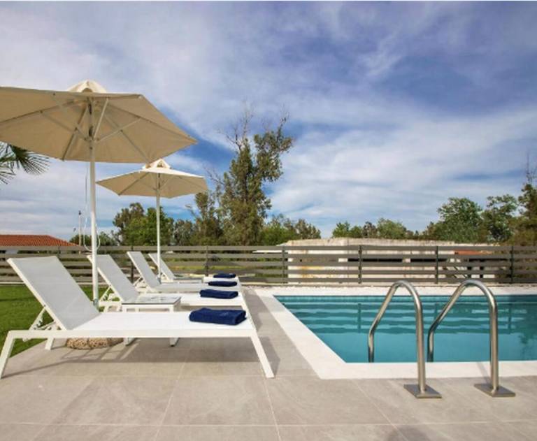 Villa with private pool, fast internet & hot tub | Sea view — photo 3