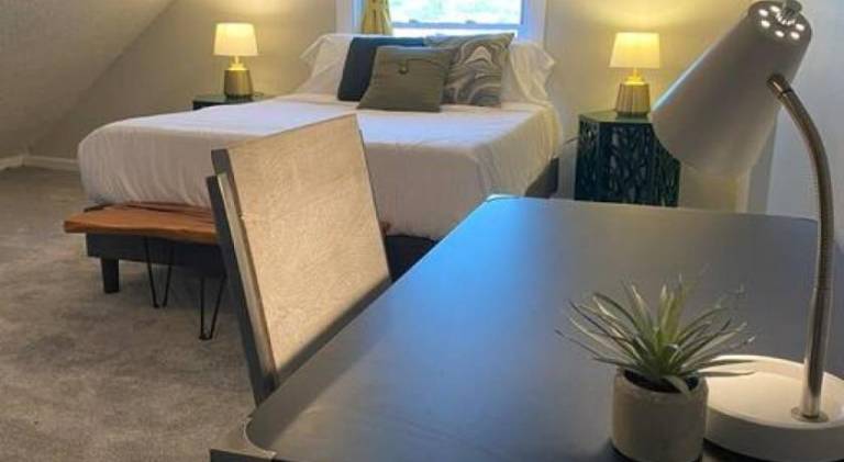 House with 2 rooms for 6 persons in Cincinnati, OH
