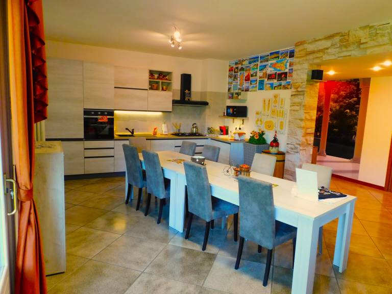 170 m&sup2; Ferienwohnung