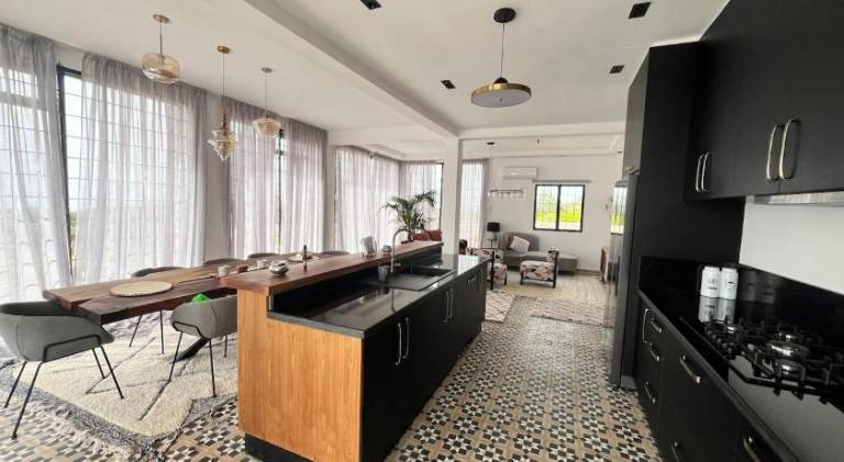 Villa with pool | Pet-friendly — photo 3