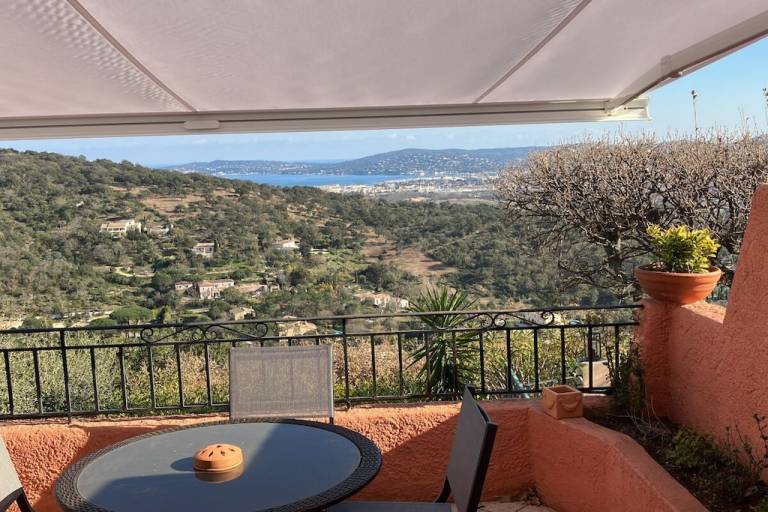 Nice vacation home with patio, barbecue & pool | Pets allowed — photo 2