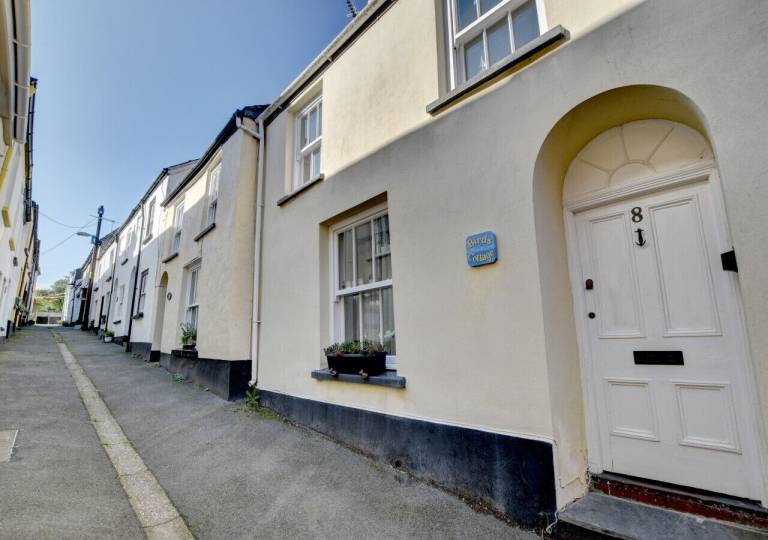 House Appledore