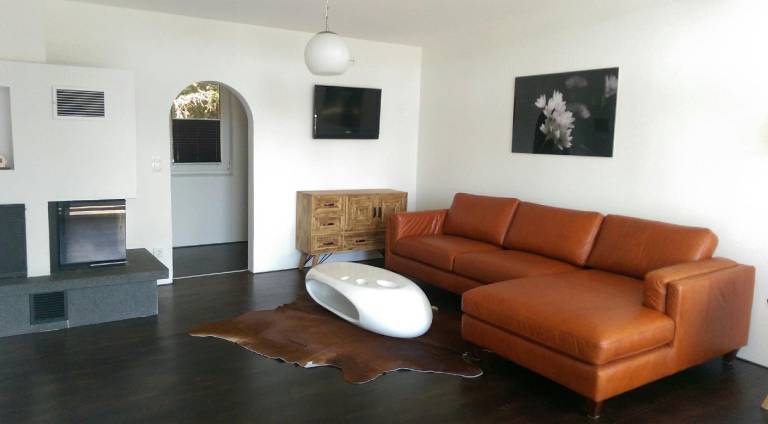 Ferienhaus in Süd Waldhanglage mit Seeblick