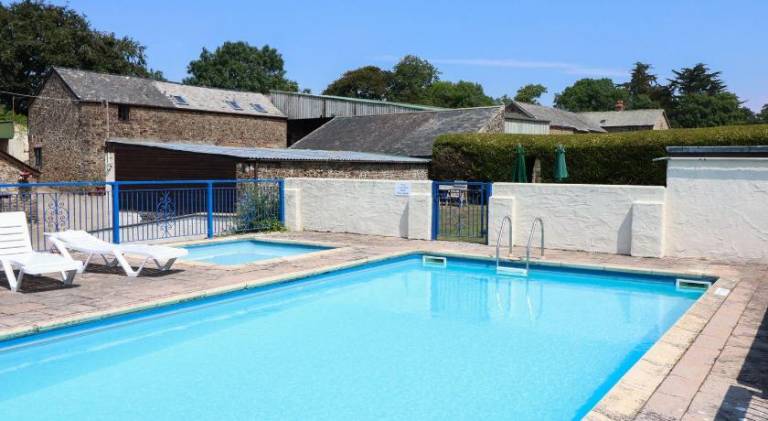 Lovely vacation home with pool | Pets are welcome — photo 5