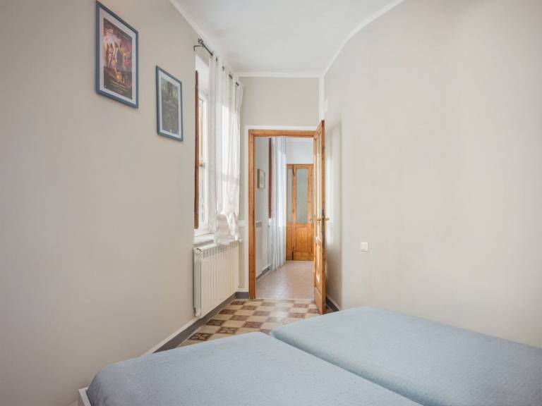 Apartment with patio | Next to Lucca Cathedral | City view — photo 4